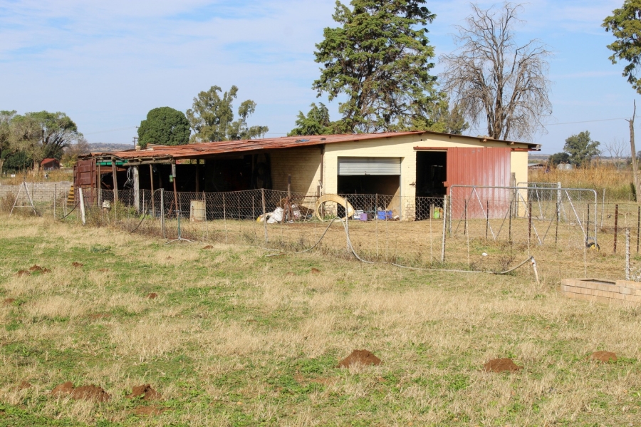 4 Bedroom Property for Sale in Potchefstroom Rural North West